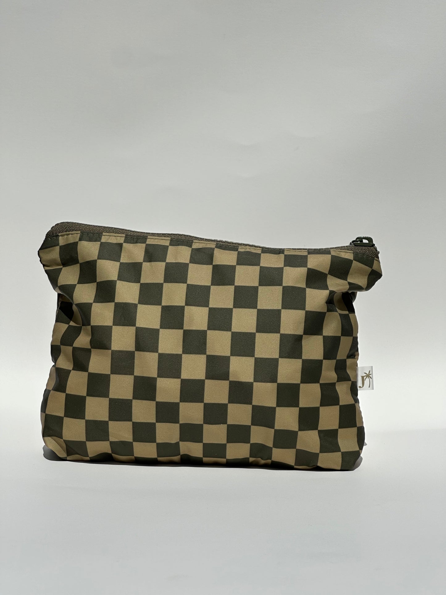 Recycled pouch medium