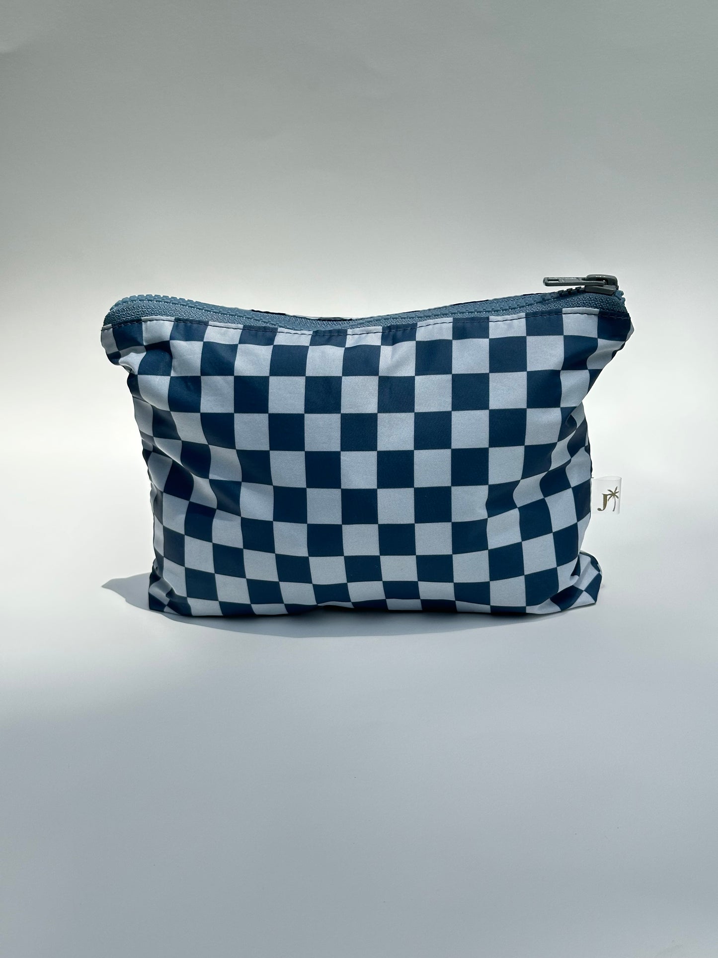 Recycled pouch medium