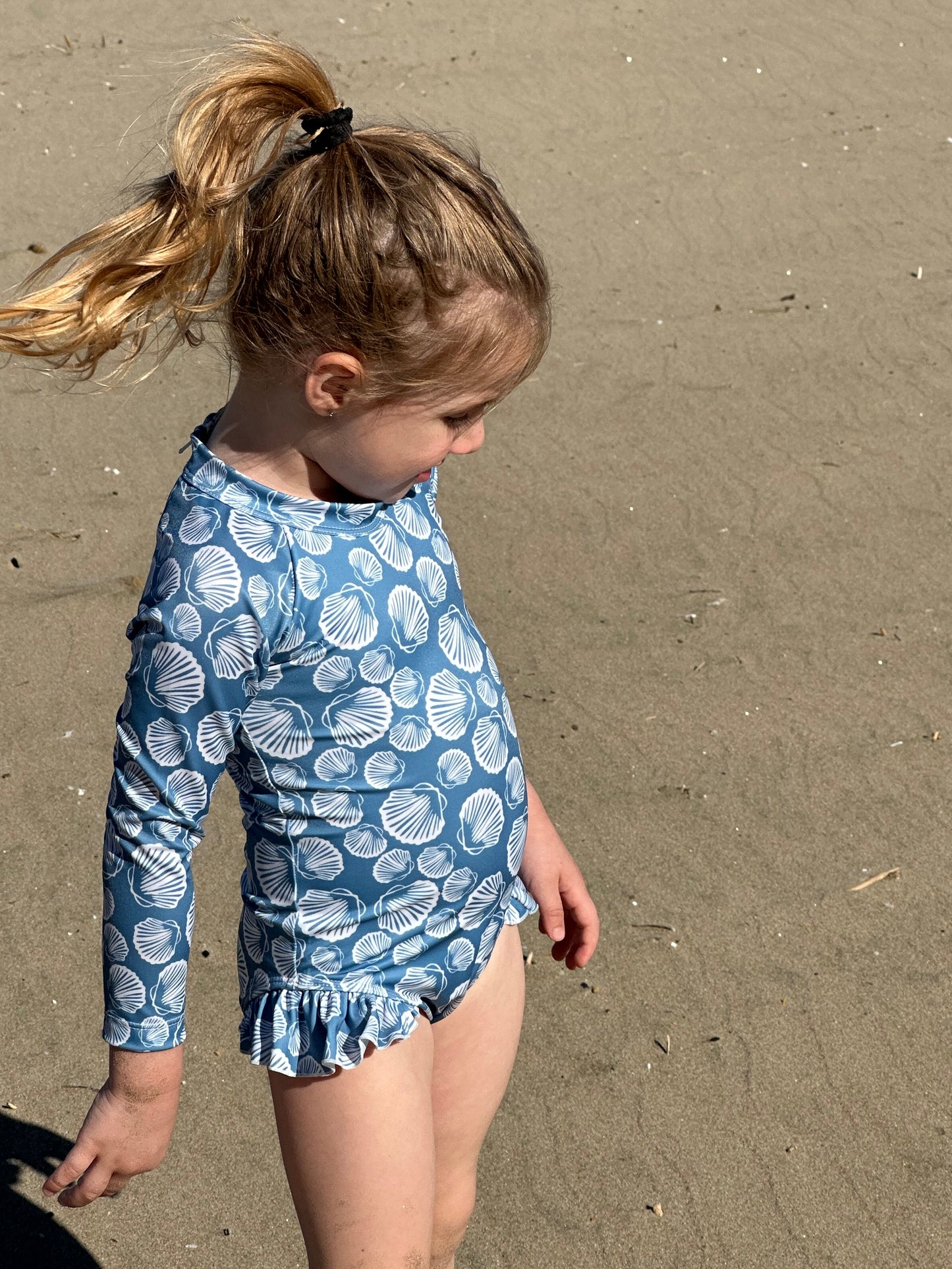 Shell long sleeves swimsuit